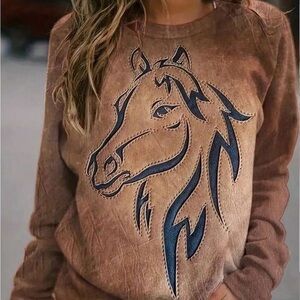 Brown Horse Graphic Women's Sweatshirt